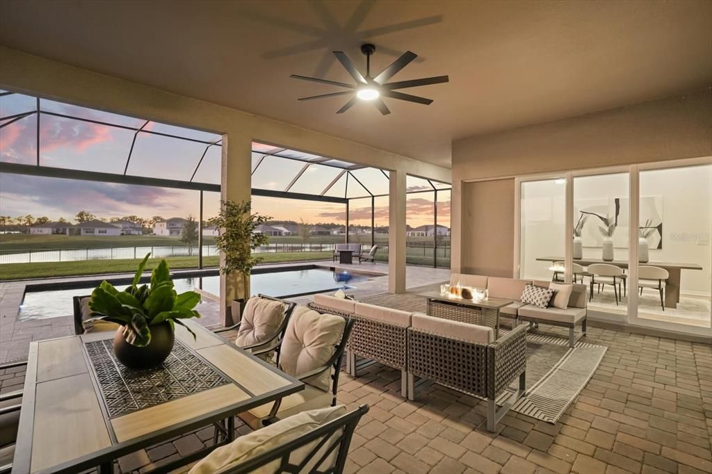 Dining room, Glass Ceilings, Interior, Pool, Sun Room, Water