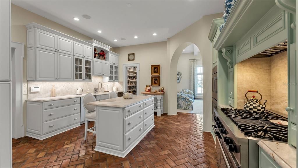 Interior, Kitchen, Recessed Lighting