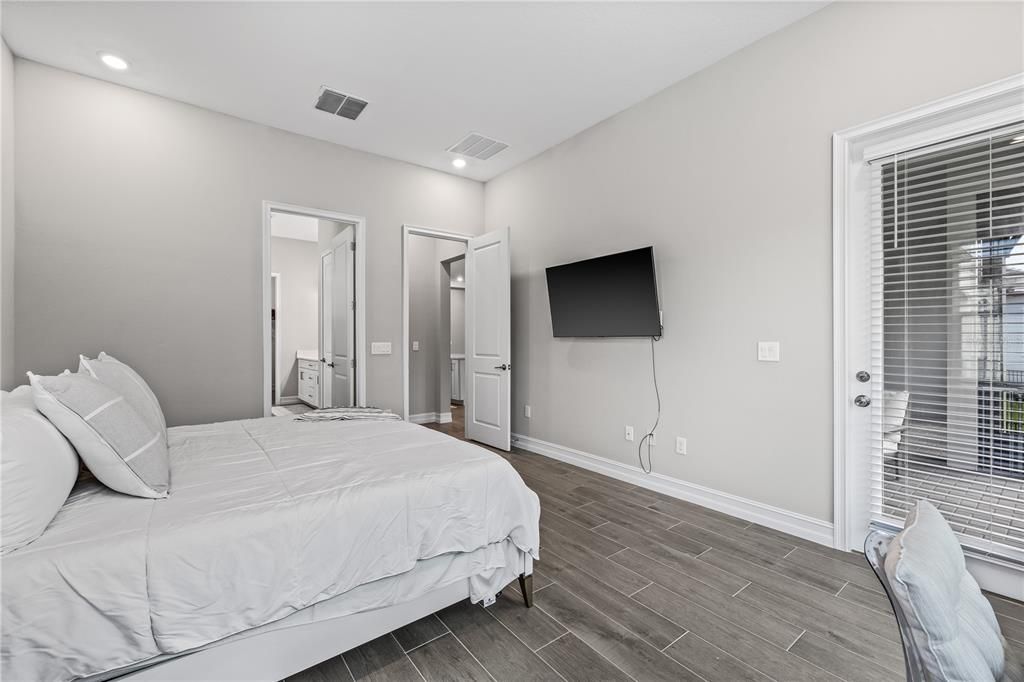 Bedroom, Interior, Recessed Lighting, Wood Texture Flooring