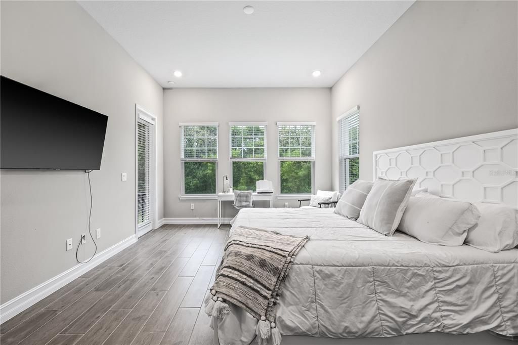 Bedroom, Interior, Recessed Lighting, Wood Texture Flooring