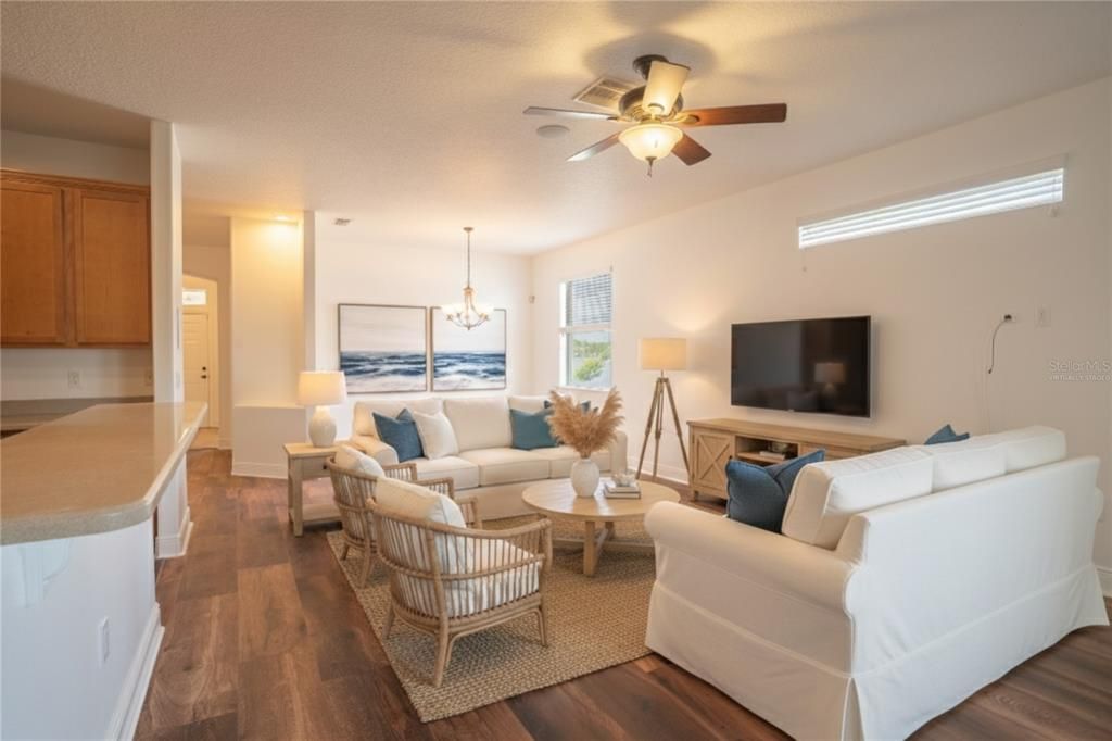 Chandelier, Dining room, Interior, Living room, Wood Texture Flooring