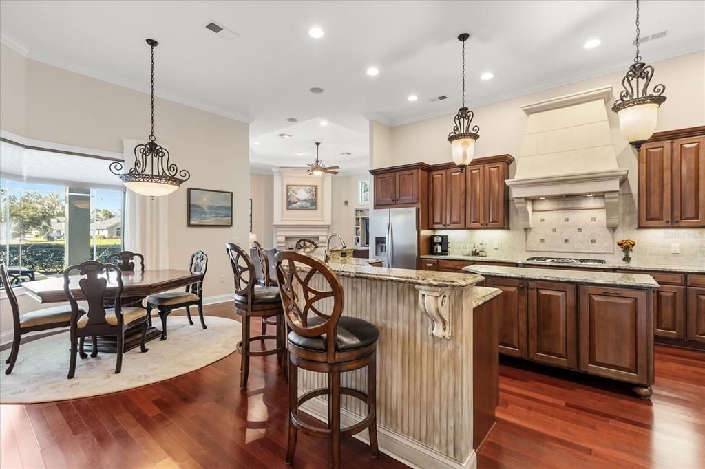 Dining room, Interior, Kitchen, Pendant Lights, Recessed Lighting, Wood Texture Flooring