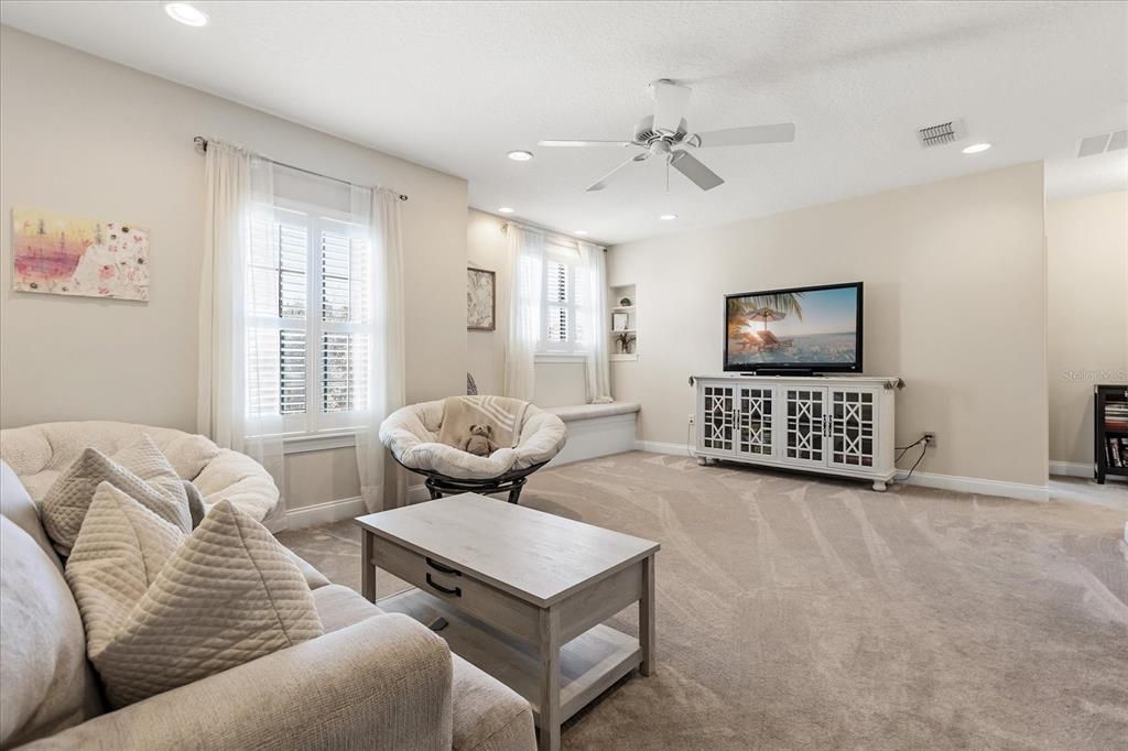 Interior, Living room, Recessed Lighting