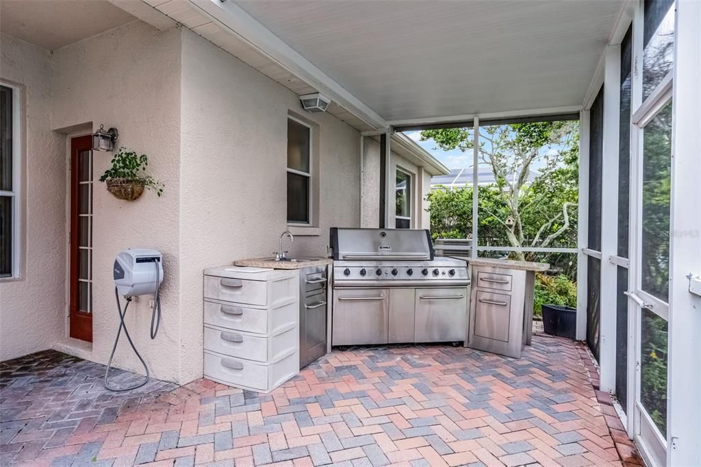 Exterior, Interior, Sun Room