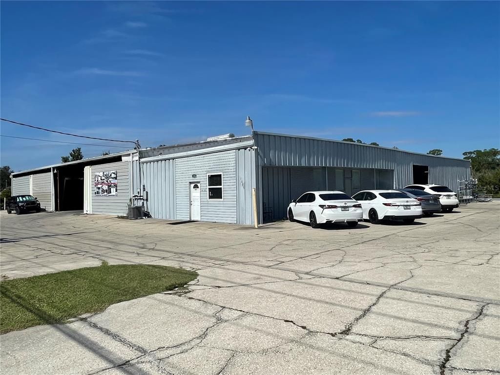 Detached Garage, Exterior