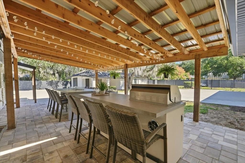 Exterior, Outdoor Kitchen