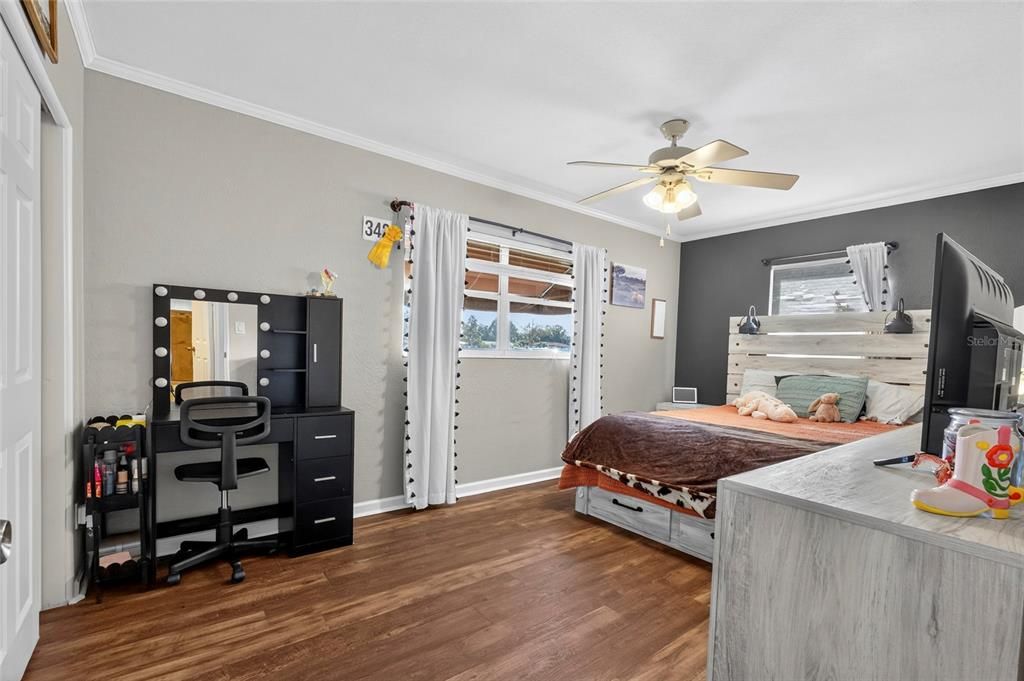 Bedroom, Home Office, Interior, Wood Texture Flooring