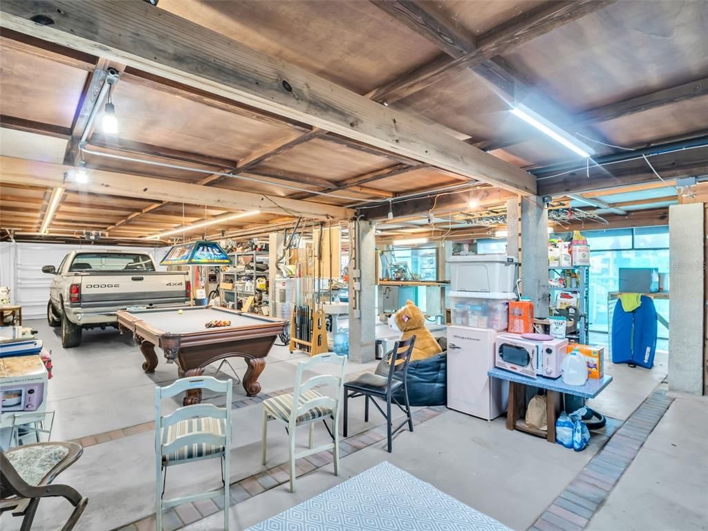 Billiard Table, Game Room, Garage, Interior