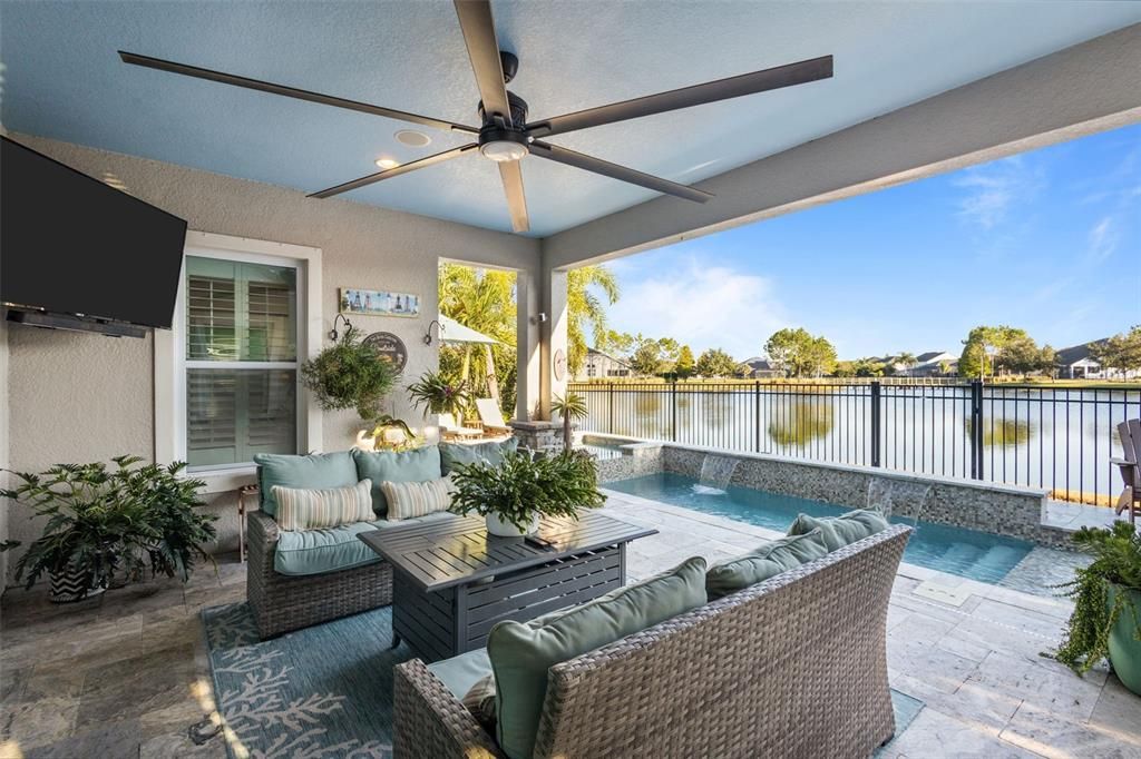 Exterior, Pool, Water