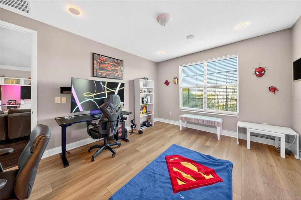 Home Office, Interior, Recessed Lighting, Wood Texture Flooring