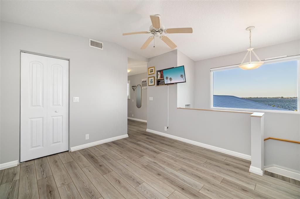 Interior, Pendant Lights, Water, Wood Texture Flooring