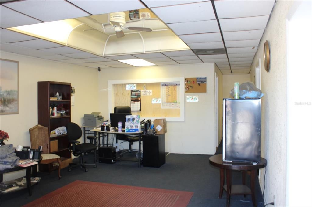 Home Office, Interior