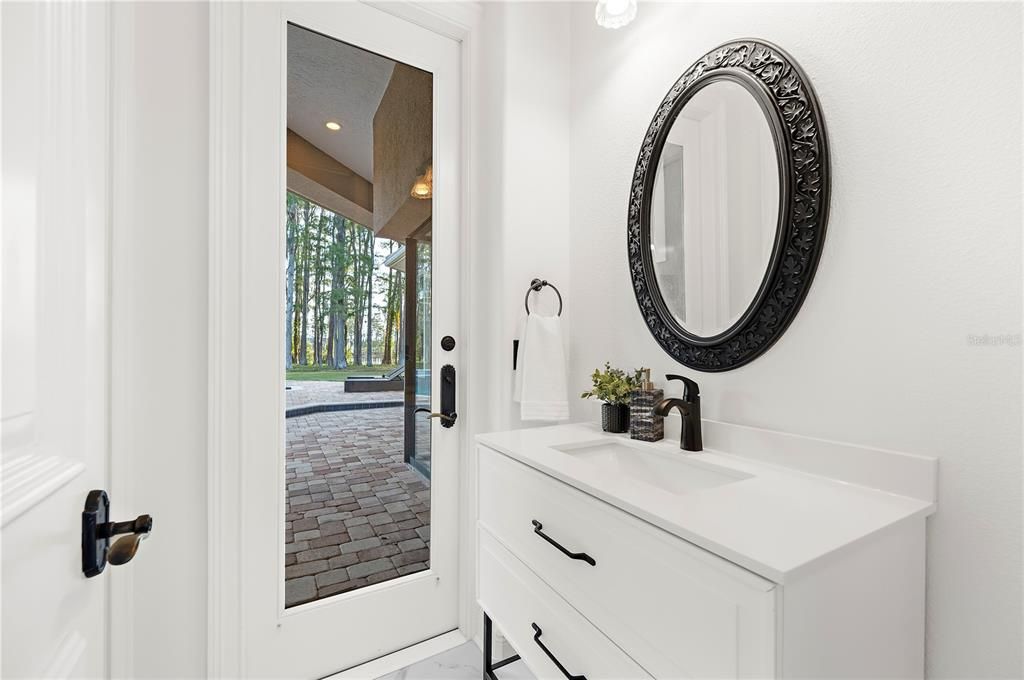 Bathroom, Interior, Recessed Lighting