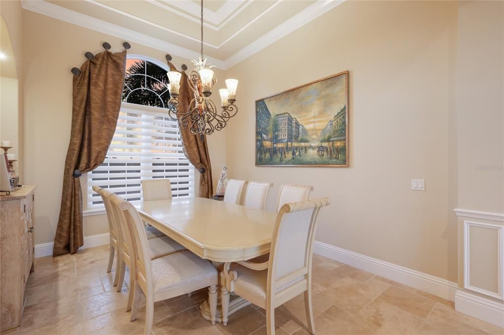 Chandelier, Dining room, Interior