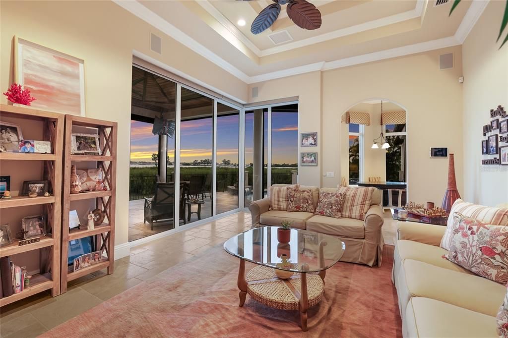 Interior, Living room, Pendant Lights, Recessed Lighting