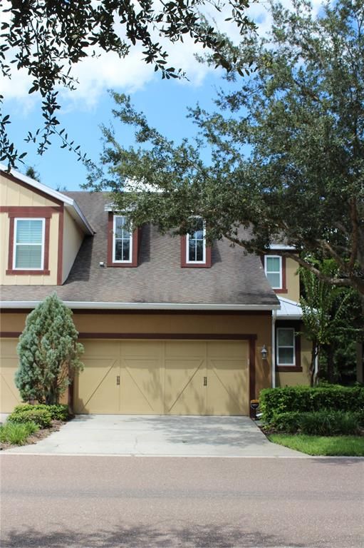 Attached, Exterior, Facade, Cape Cod