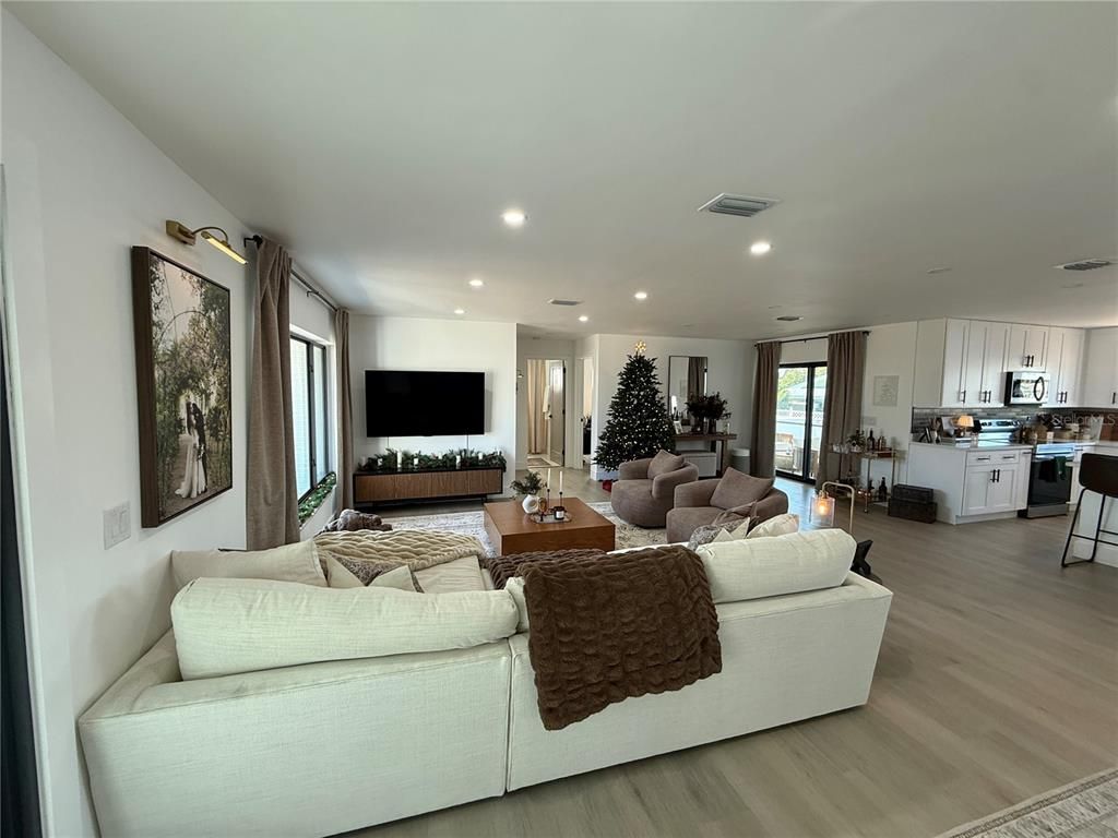 Interior, Kitchen, Living room, Recessed Lighting, Wood Texture Flooring