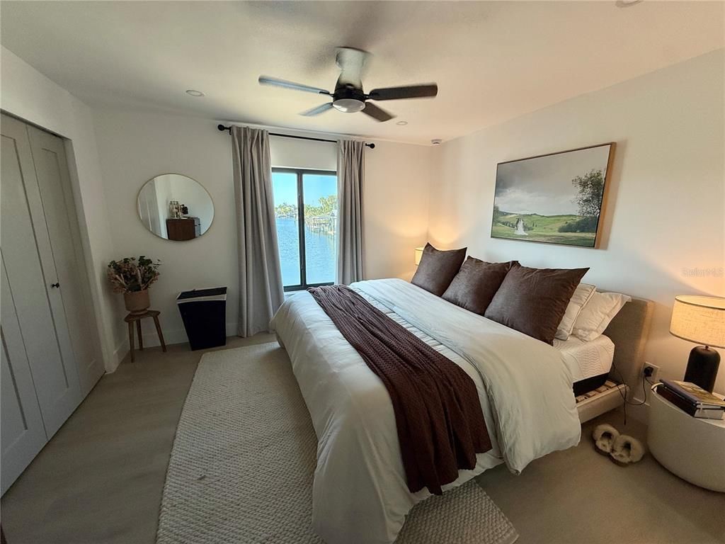 Bedroom, Interior, Water