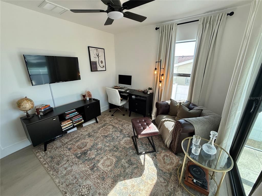 Home Office, Interior, Living room