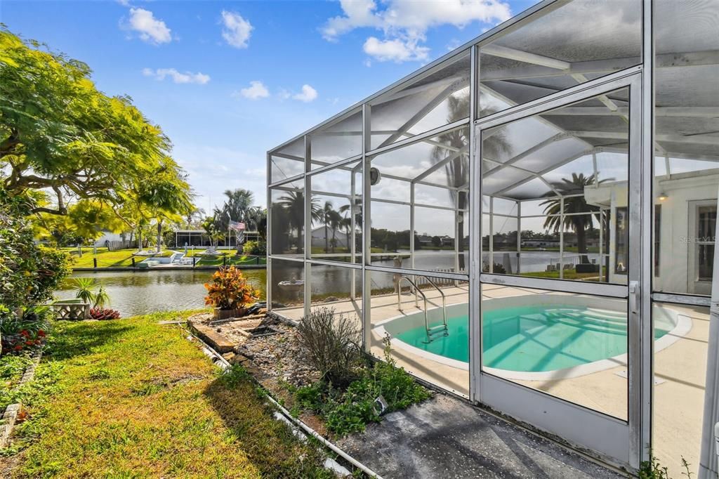 Exterior, Pool, Sun Room, Water