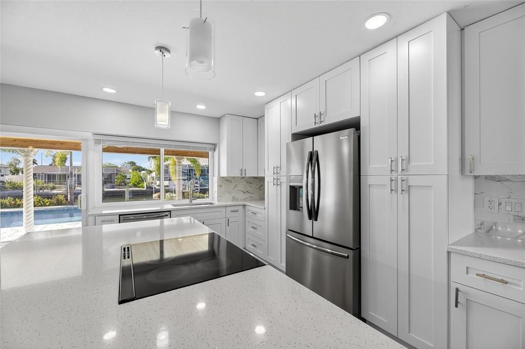 Interior, Kitchen, Pendant Lights, Recessed Lighting, Washer