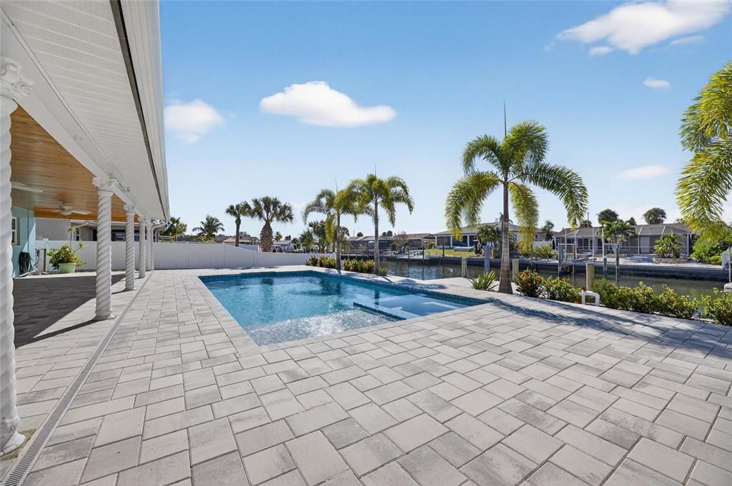 Exterior, Pool, Water