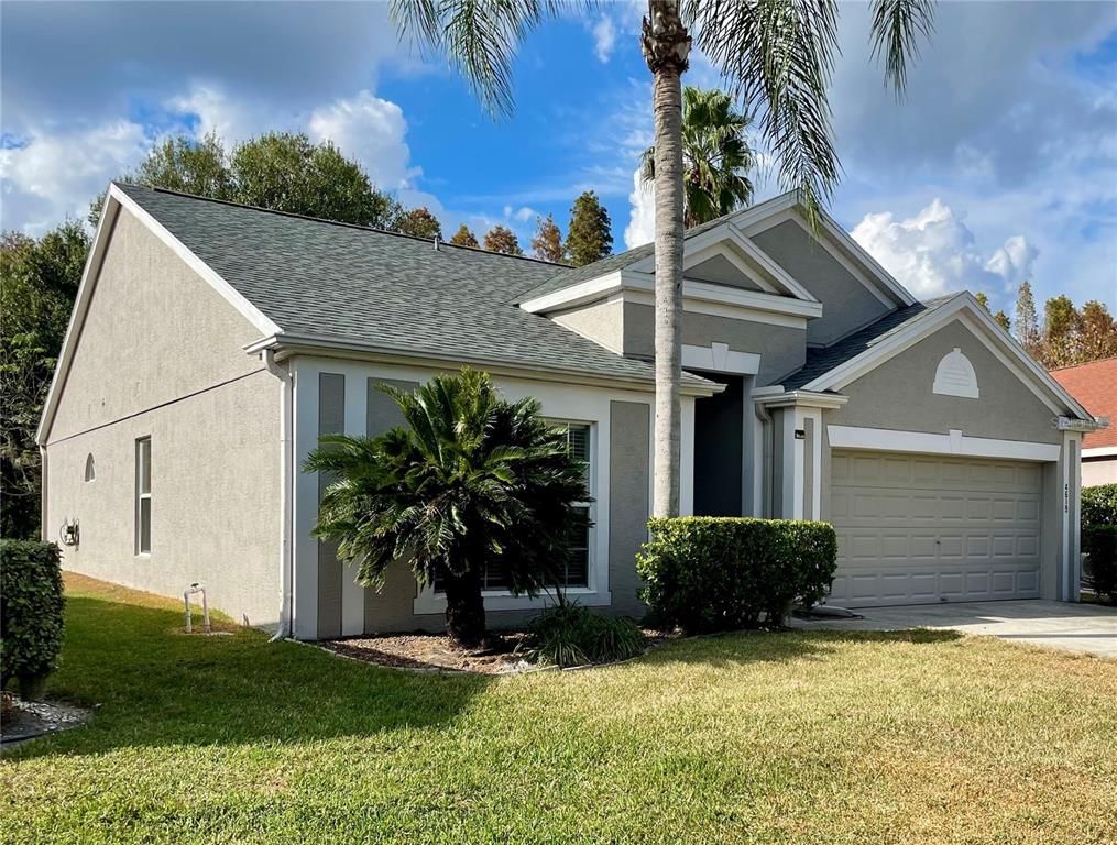 Attached, Exterior, Facade, Ranch