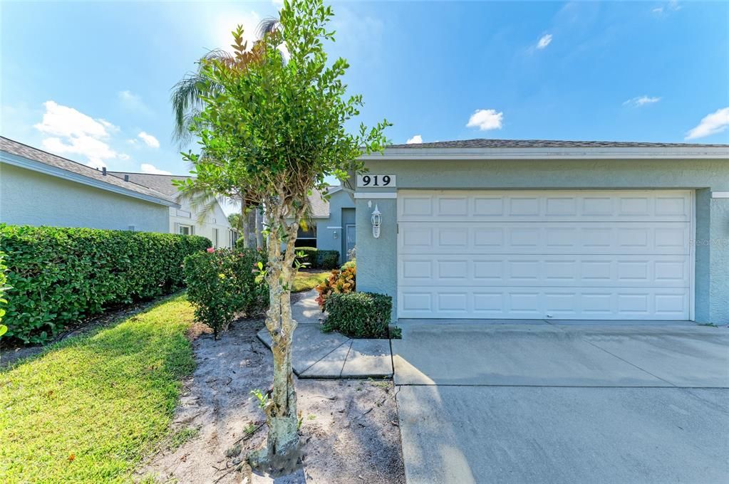 Detached Garage, Exterior