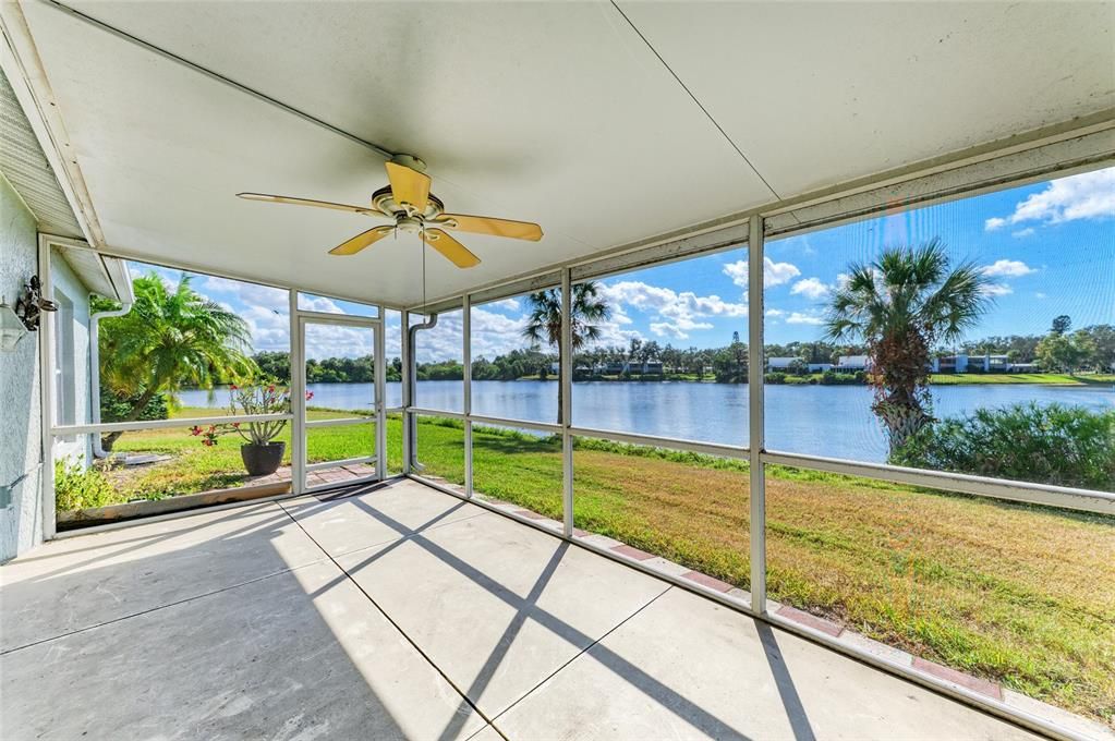 Interior, Sun Room, Water