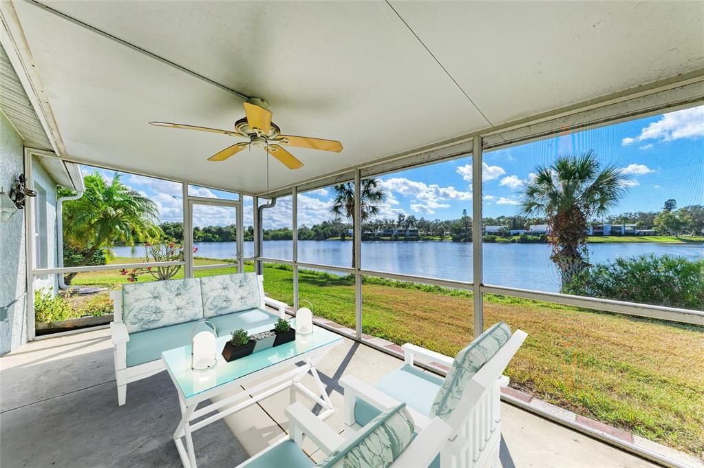 Interior, Sun Room, Water