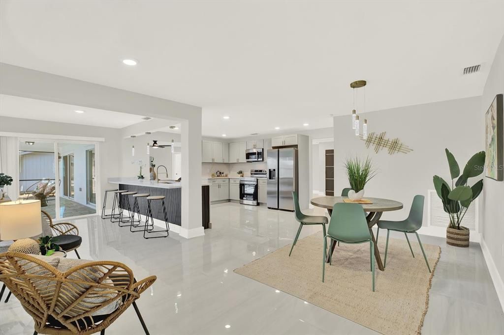 Dining room, Interior, Kitchen, Pendant Lights, Recessed Lighting, Stainless Steel Appliances