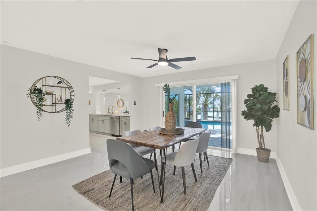 Dining room, Interior