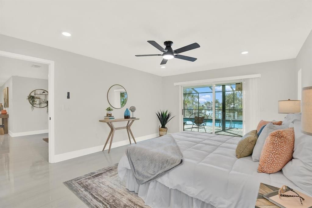 Bedroom, Interior, Recessed Lighting, Water