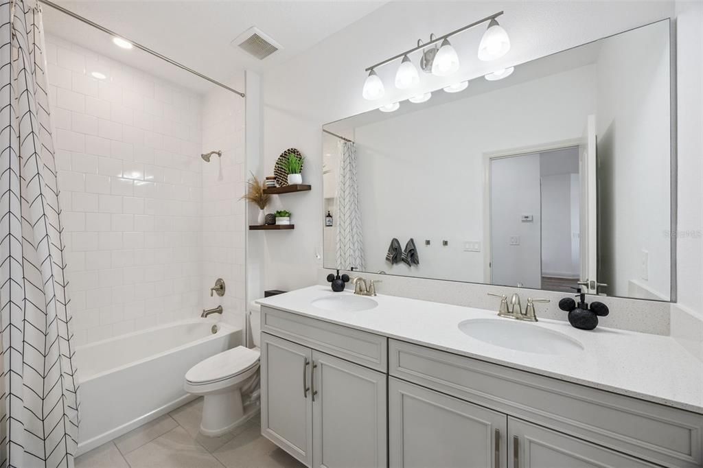 Bathroom, Dual Sink Vanities, Interior, Recessed Lighting