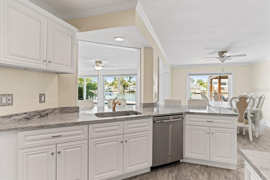 Dining room, Interior, Kitchen, Recessed Lighting, Wood Texture Flooring