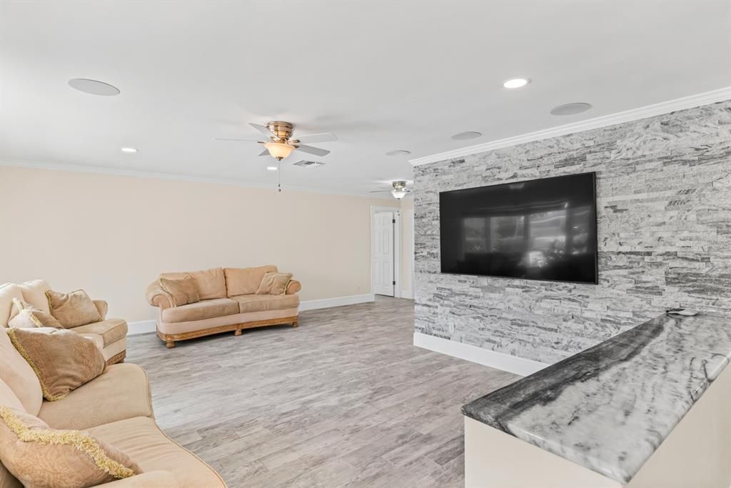 Interior, Living room, Recessed Lighting, Wood Texture Flooring