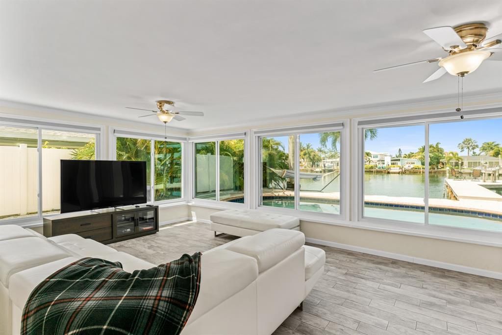 Interior, Living room, Sun Room, Water, Wood Texture Flooring