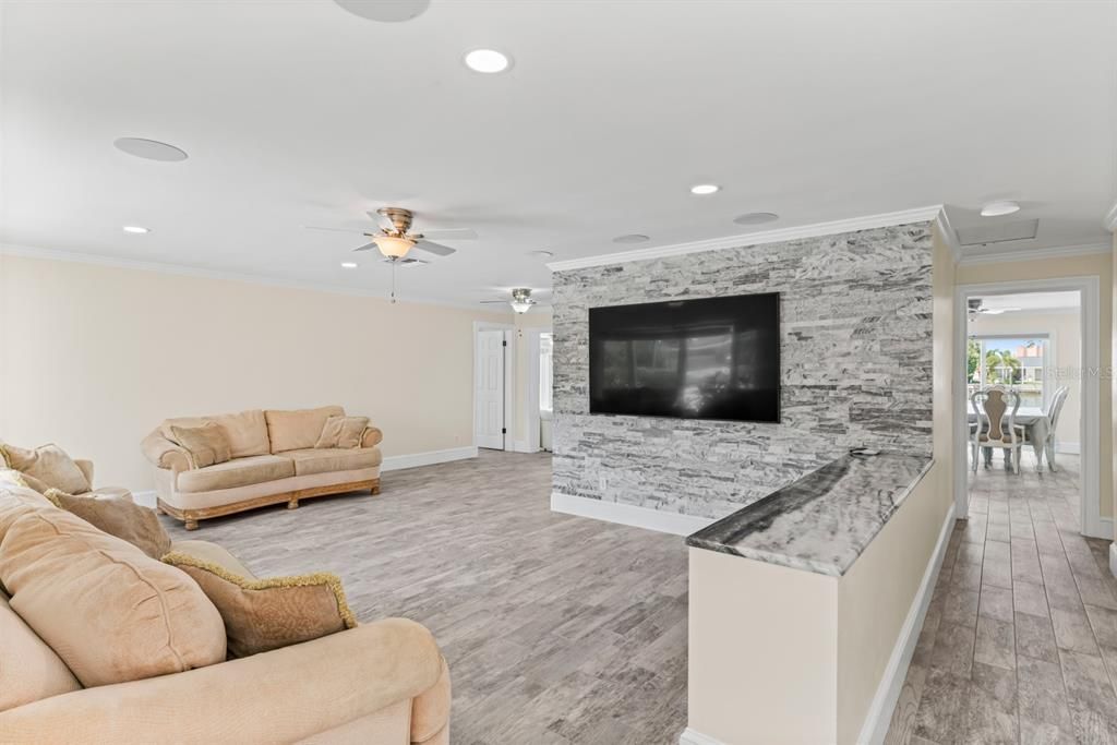 Interior, Living room, Recessed Lighting, Stone Walls, Wood Texture Flooring