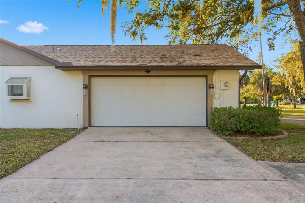 Detached Garage, Exterior