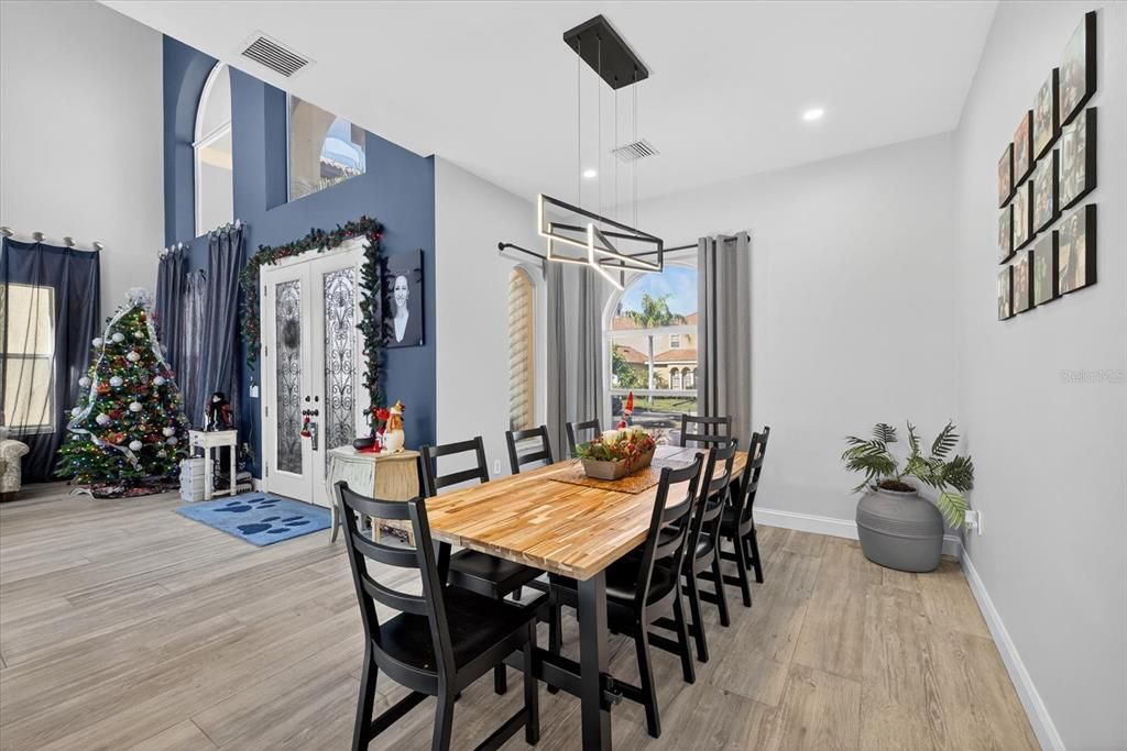 Dining room, Interior, Pendant Lights, Recessed Lighting, Wood Texture Flooring