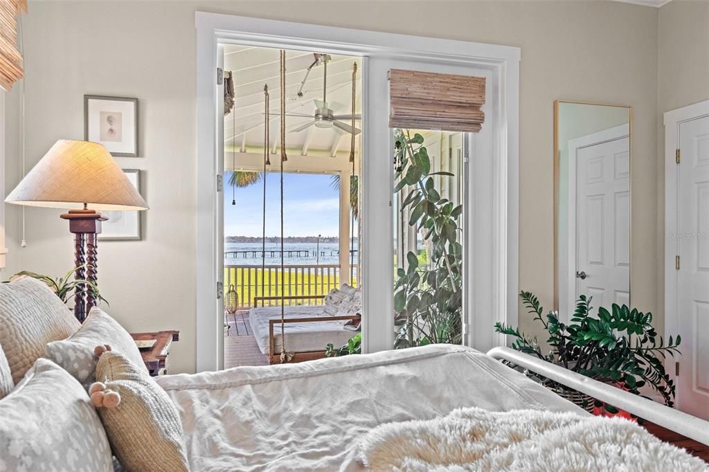 Bedroom, Interior, Water