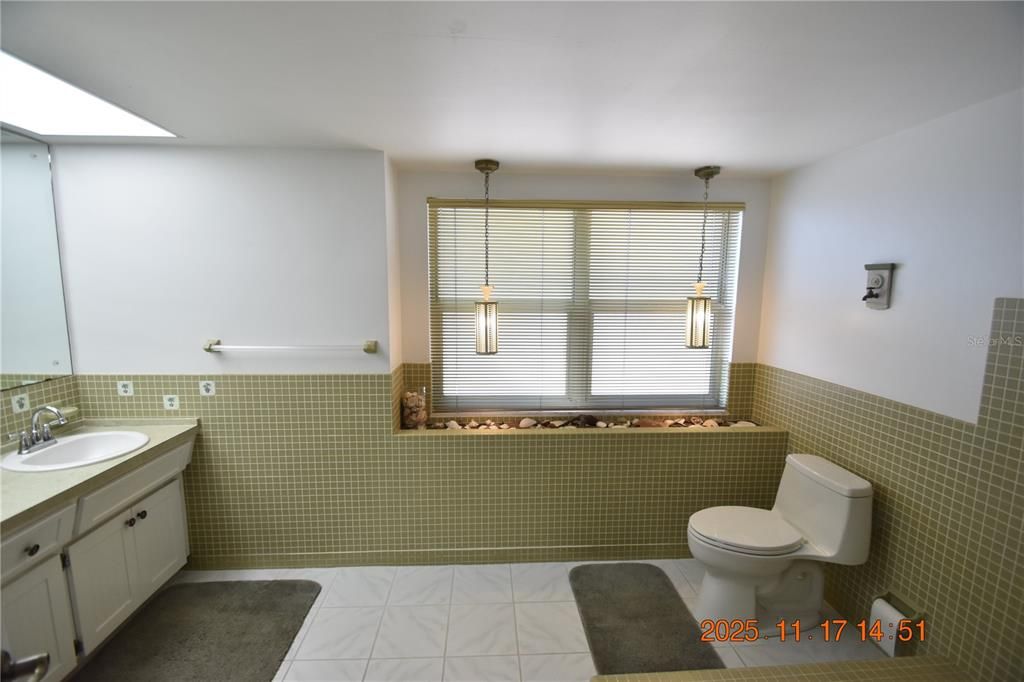 Bathroom, Interior, Pendant Lights