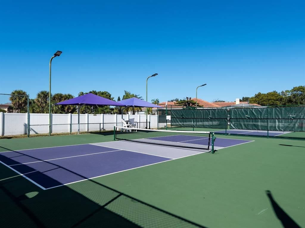 Exterior, Tennis Courts