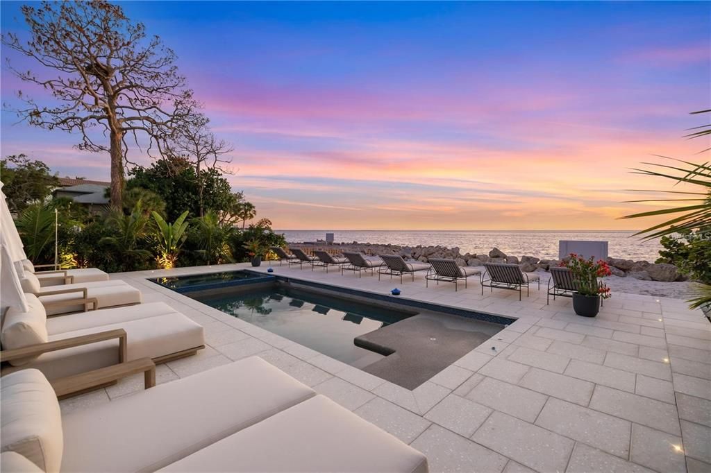 Exterior, Pool, Water