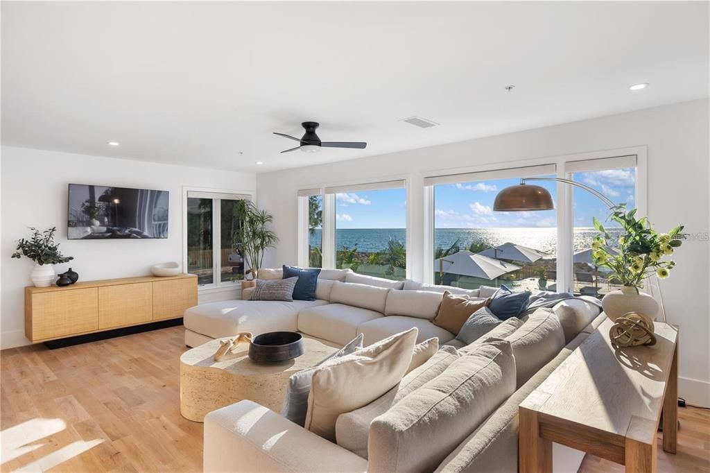 Interior, Living room, Recessed Lighting, Water, Wood Texture Flooring