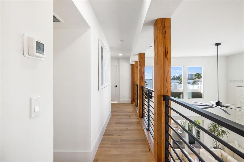 Interior, Recessed Lighting, Water, Wood Texture Flooring