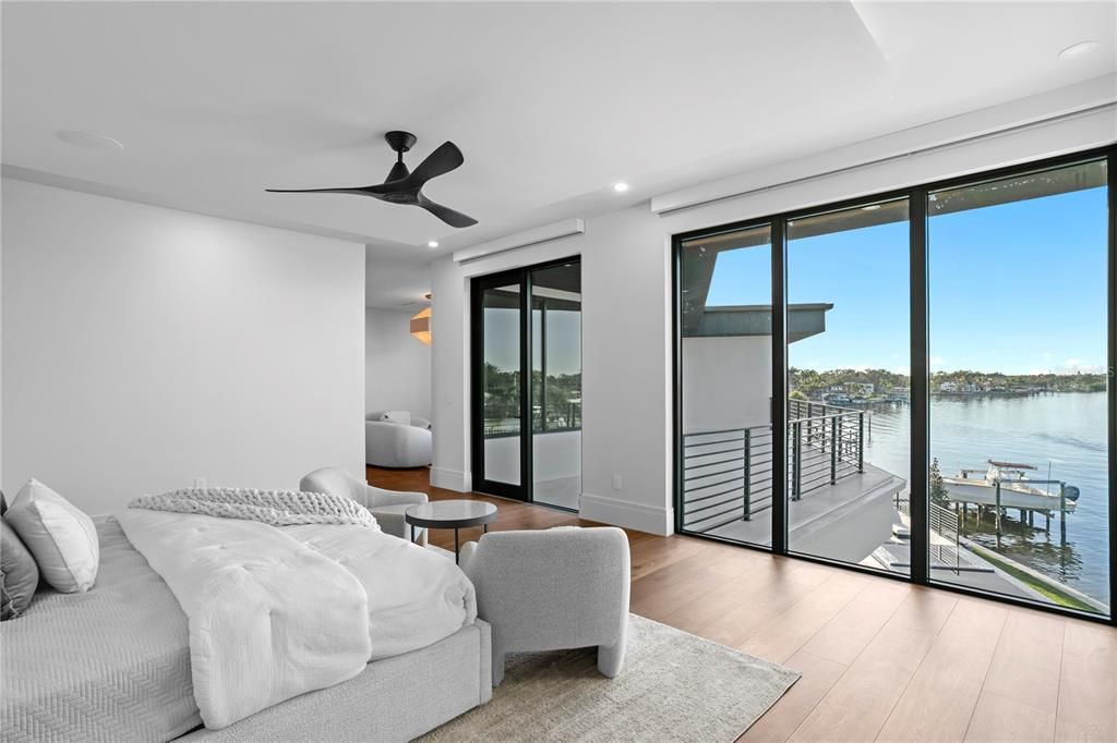 Bedroom, Interior, Recessed Lighting, Water, Wood Texture Flooring