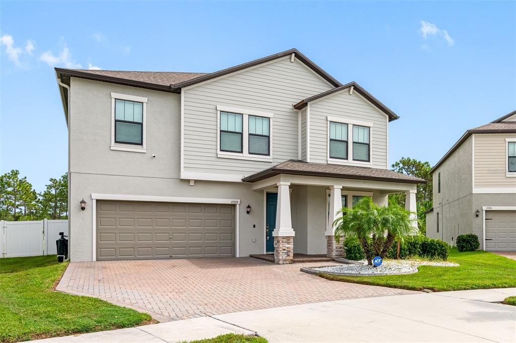 Attached, Exterior, Facade, Farmhouse