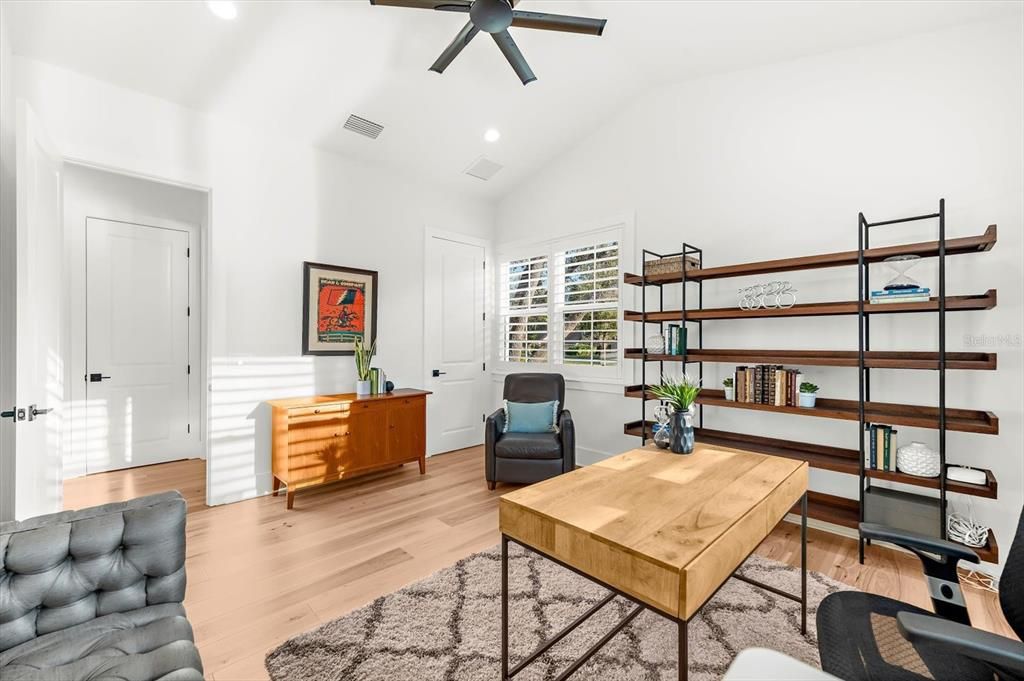 Home Office, Interior, Recessed Lighting, Wood Texture Flooring