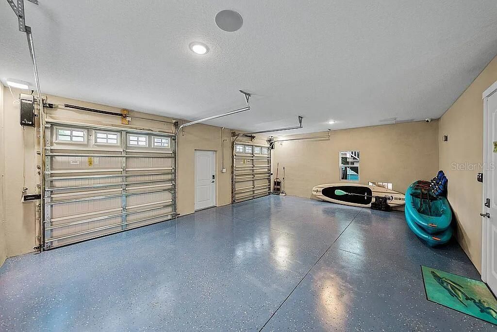 Garage, Interior, Recessed Lighting